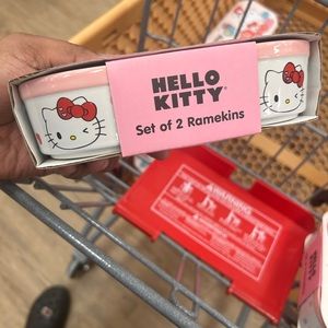 Hello Kitty round ramekins